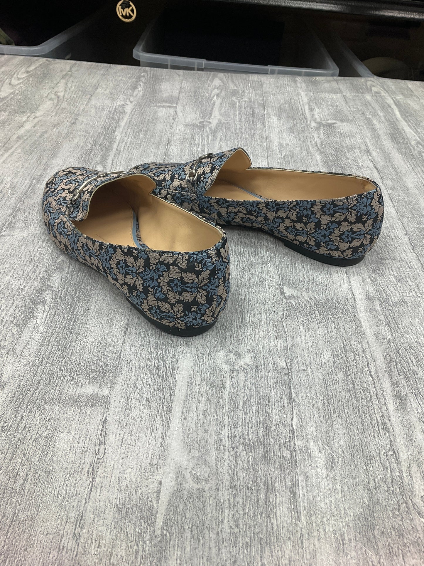 Shoes Flats By Gianni Bini In Floral Print, Size: 9