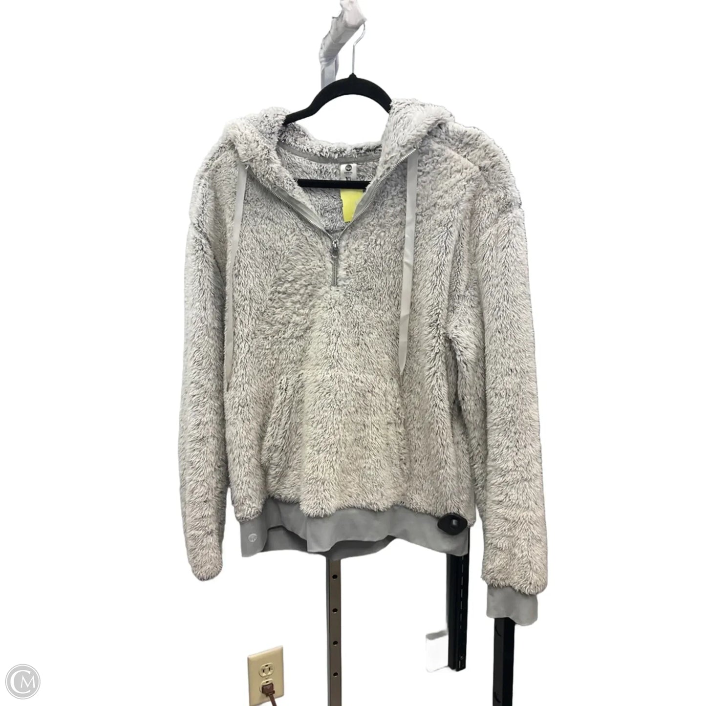 Jacket Fleece By Cmc In Cream, Size: Xl