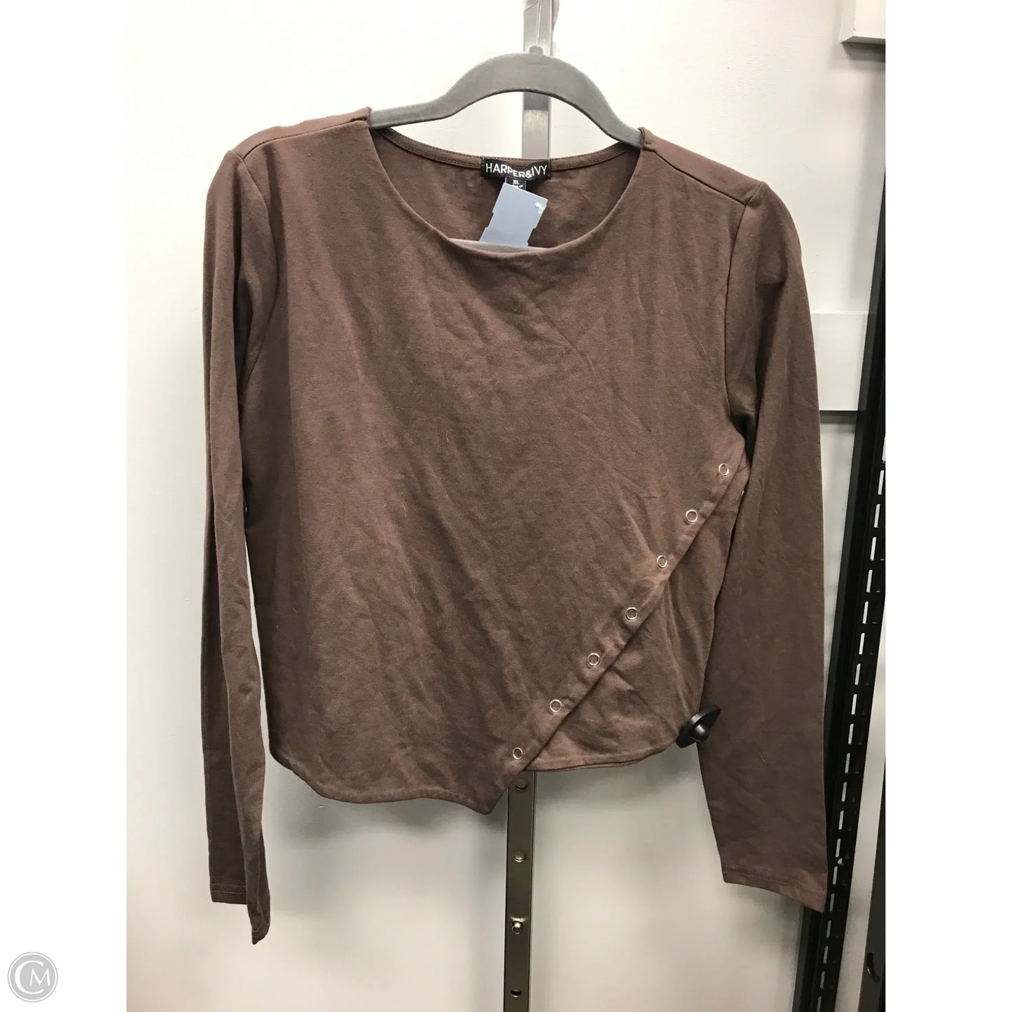 Top Long Sleeve By Cmc In Brown, Size: Xl