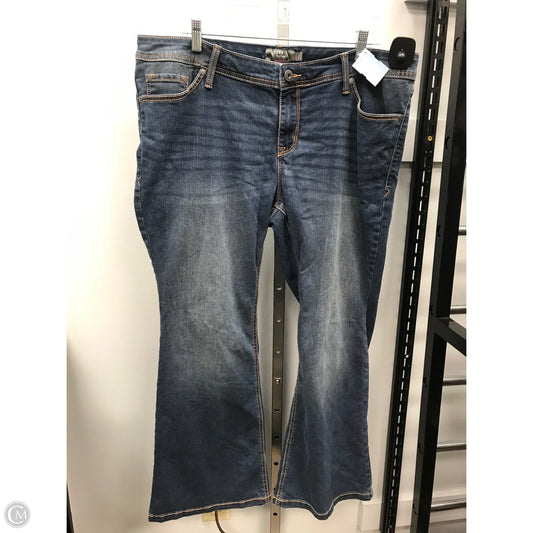 Jeans Flared By Torrid In Blue Denim, Size: 18