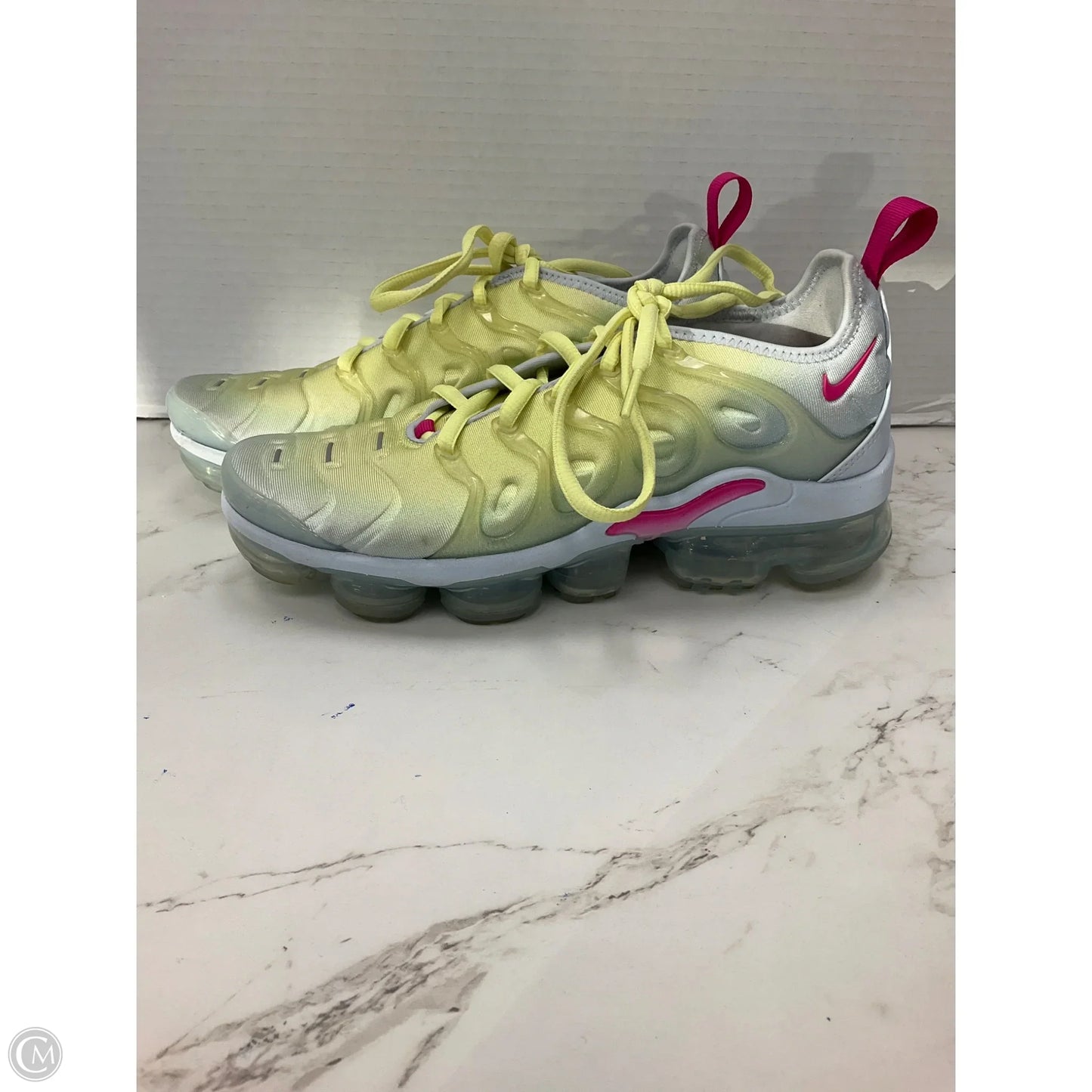 Shoes Athletic By Nike In Yellow, Size: 7