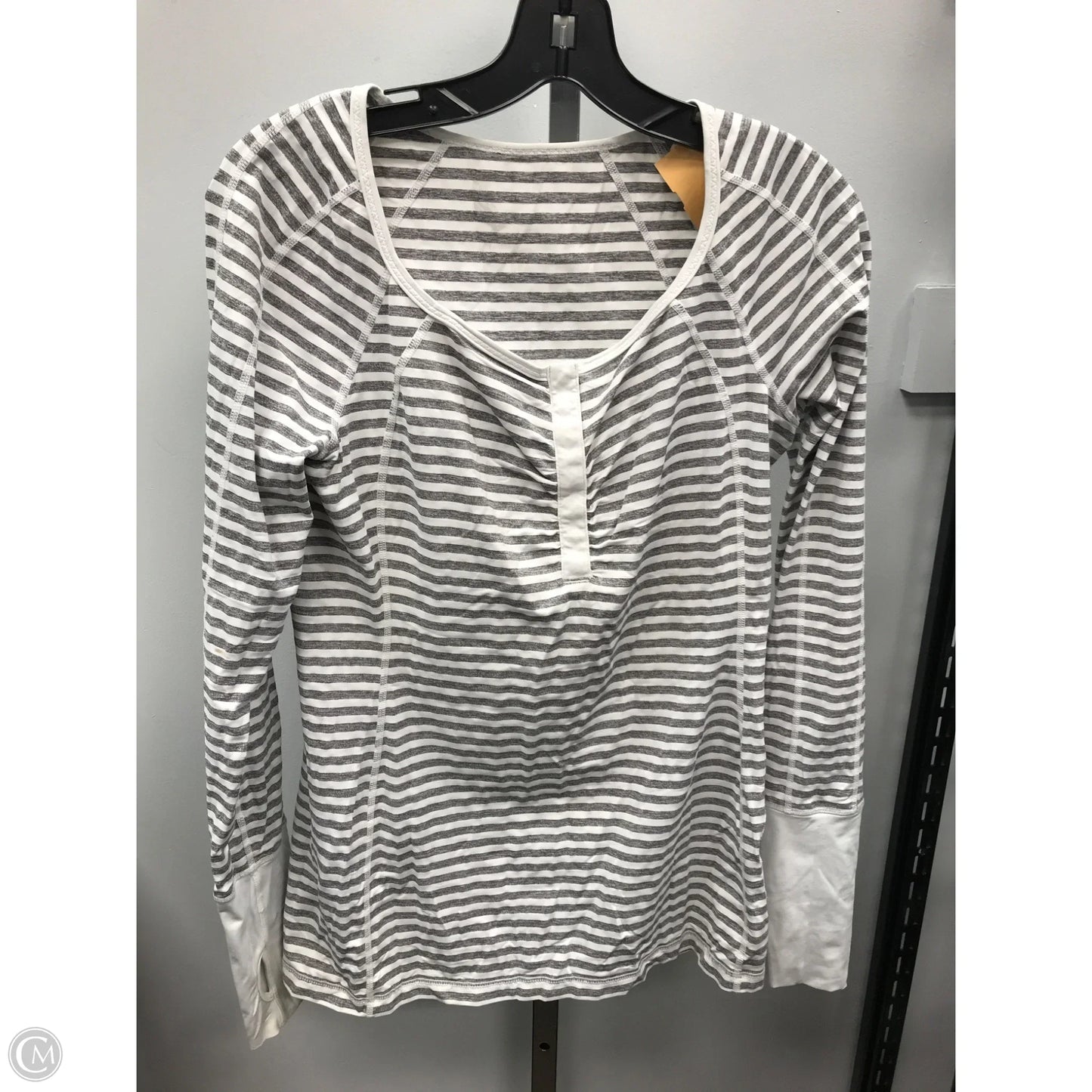 Athletic Top Long Sleeve Crewneck By Lululemon In Striped Pattern, Size: 8