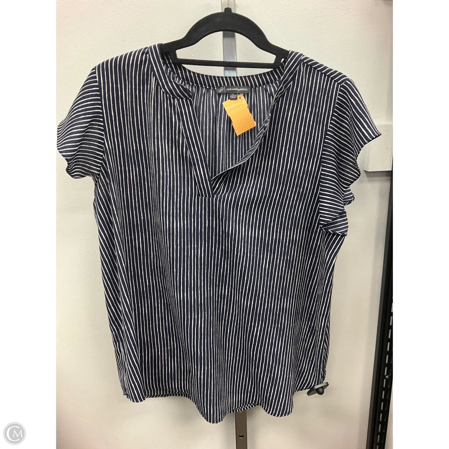 Top Short Sleeve By Adrianna Papell In Navy, Size: L