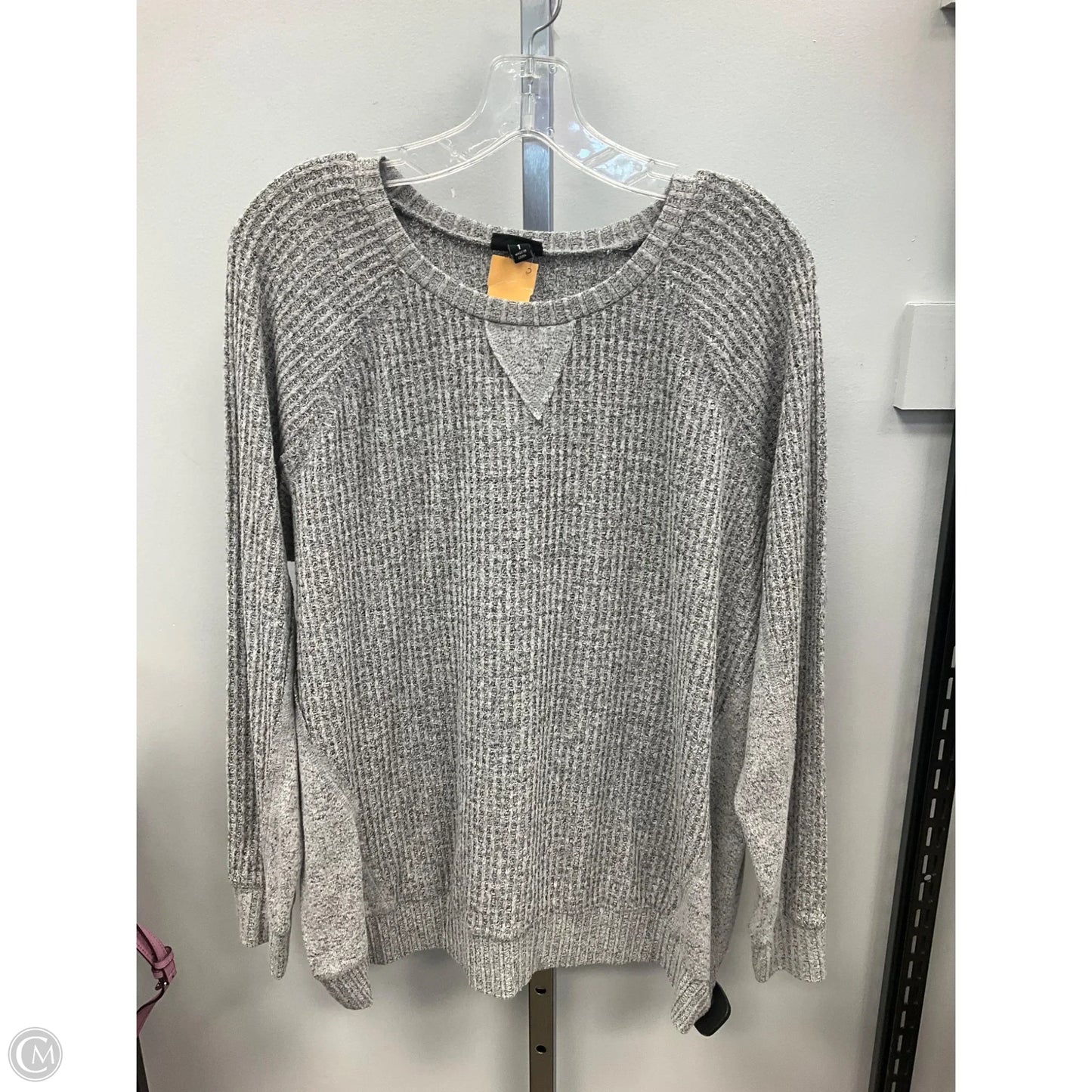Top Long Sleeve By Torrid In Grey, Size: 1x