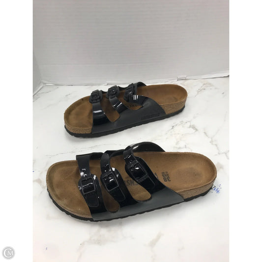 Sandals Flats By Birkenstock In Black, Size: 7.5