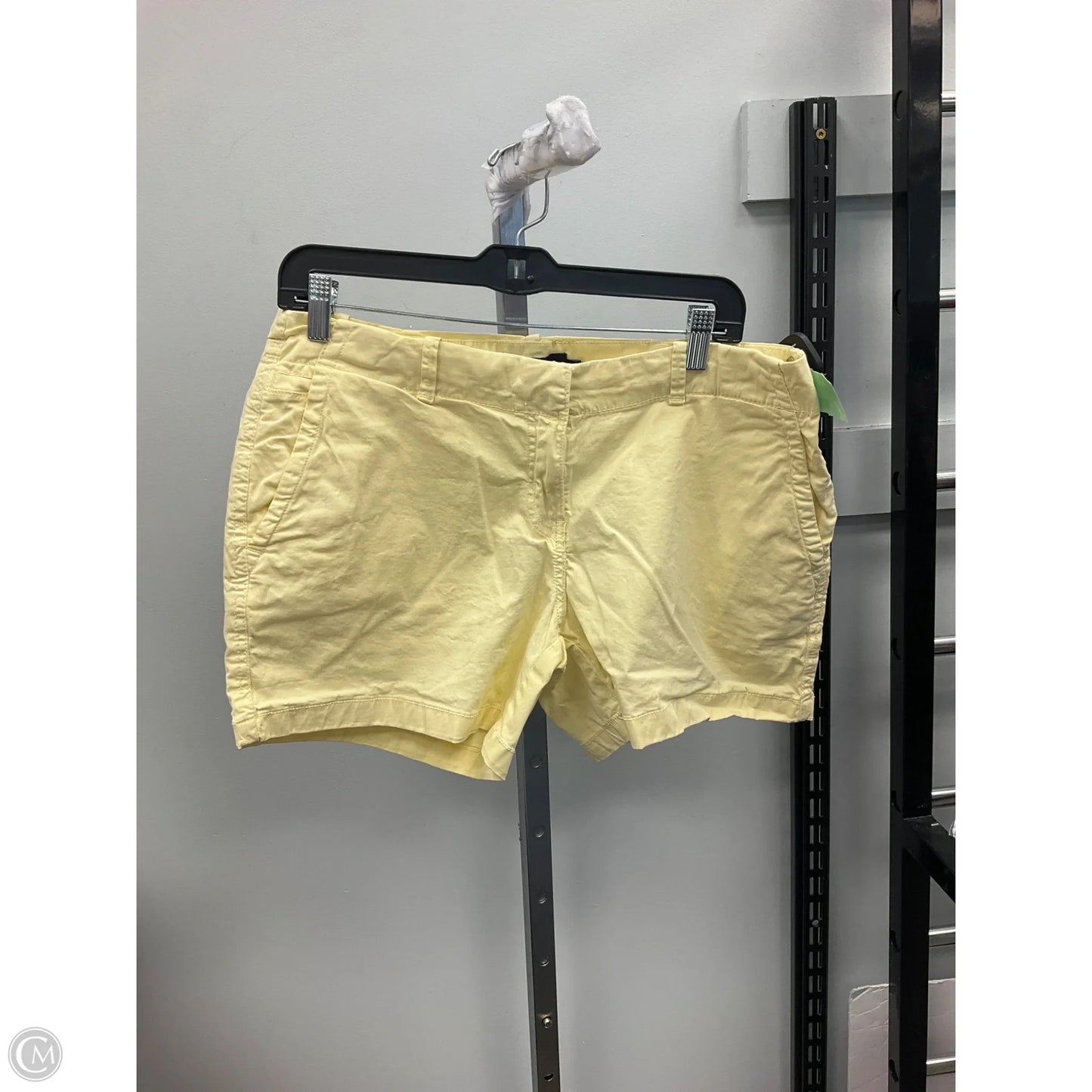 Shorts By Clothes Mentor In Yellow, Size: 10