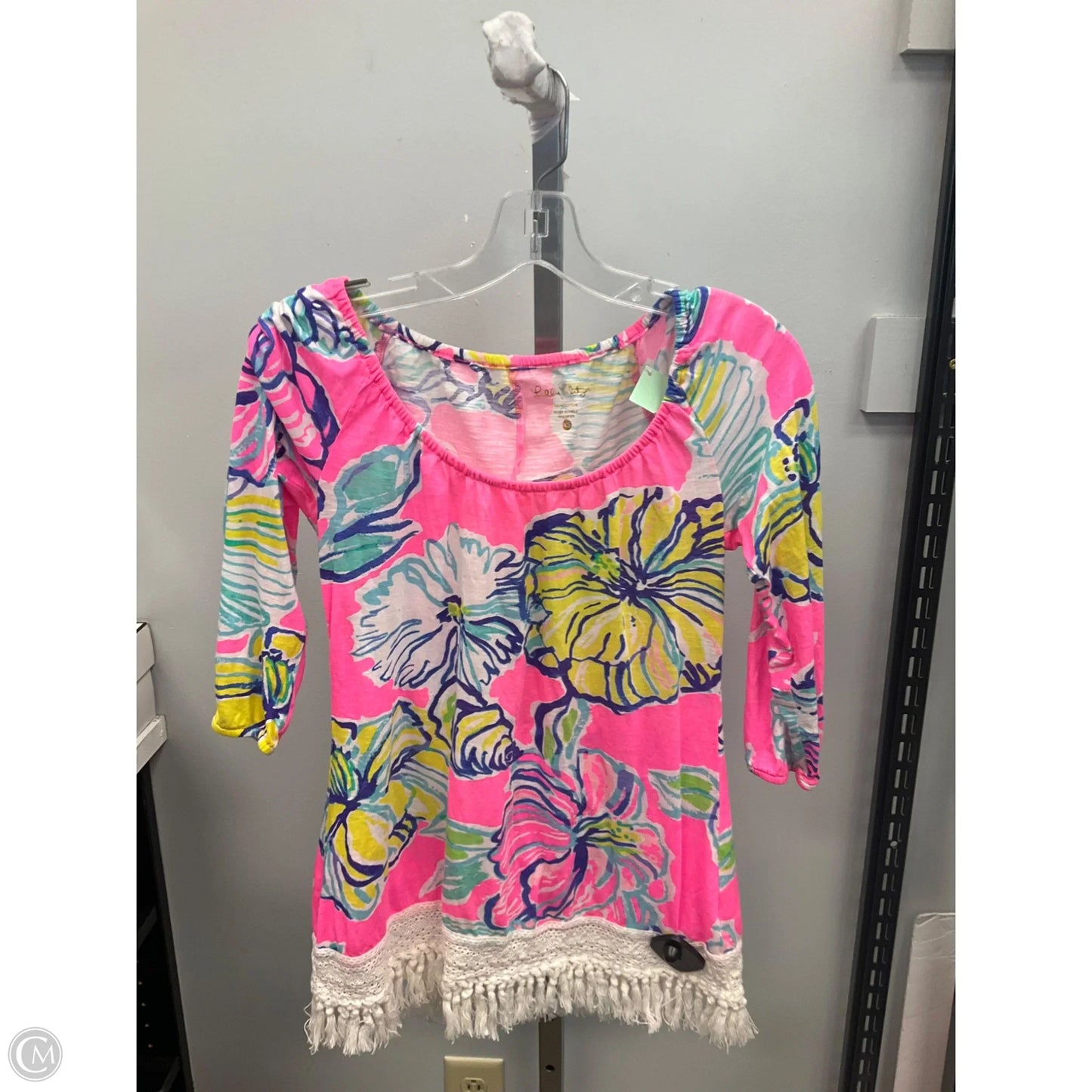 Top Long Sleeve Designer By Lilly Pulitzer In Pink, Size: Xs