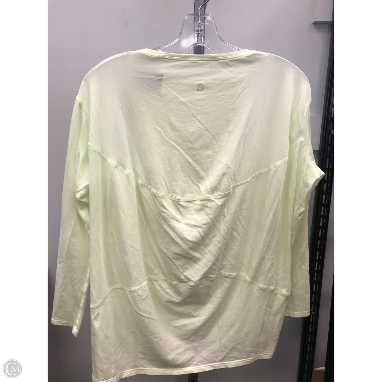 Athletic Top Long Sleeve Crewneck By Lululemon In Green, Size: M