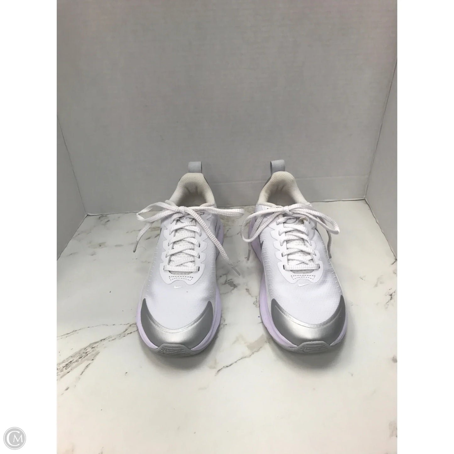 Shoes Athletic By Nike In White, Size: 7
