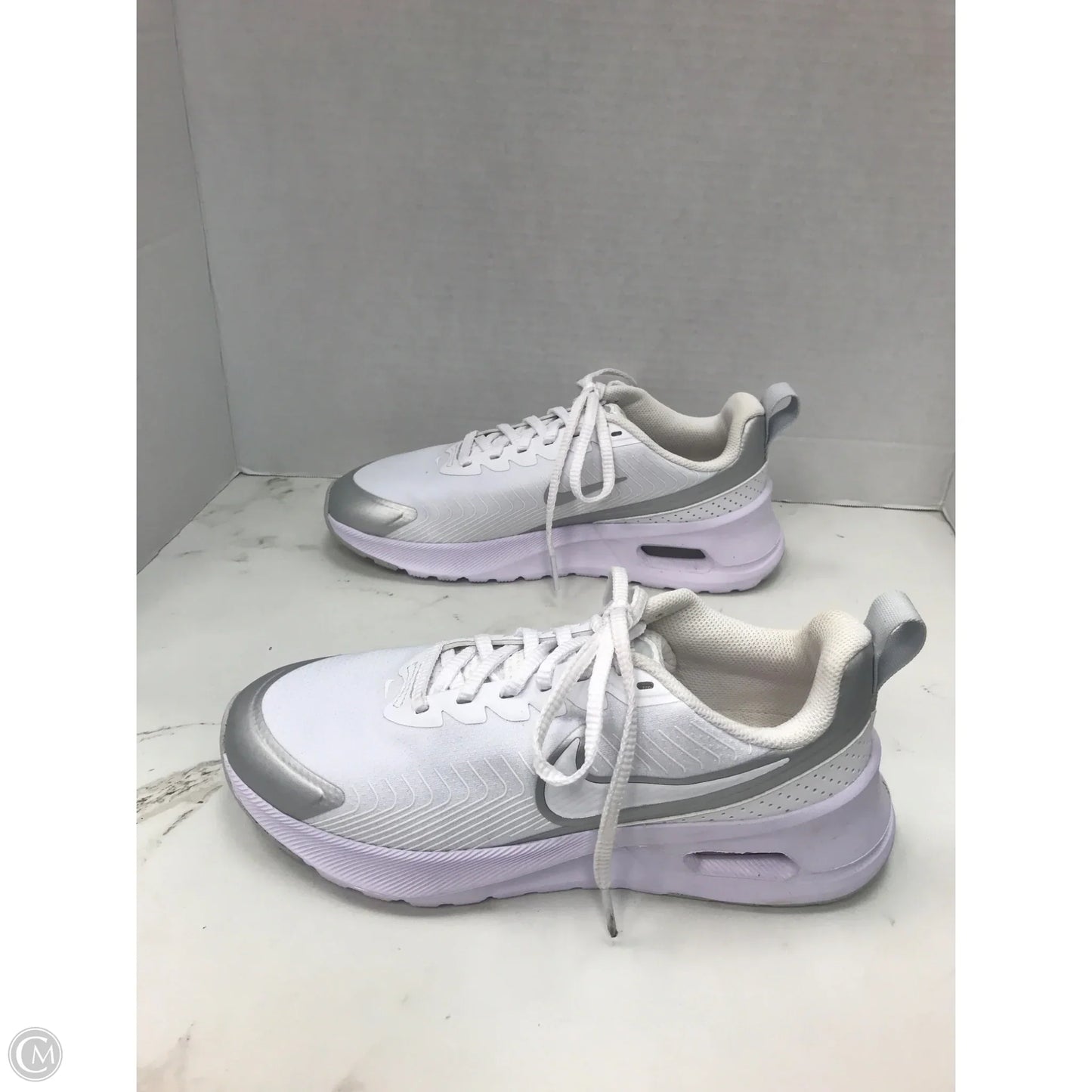 Shoes Athletic By Nike In White, Size: 7