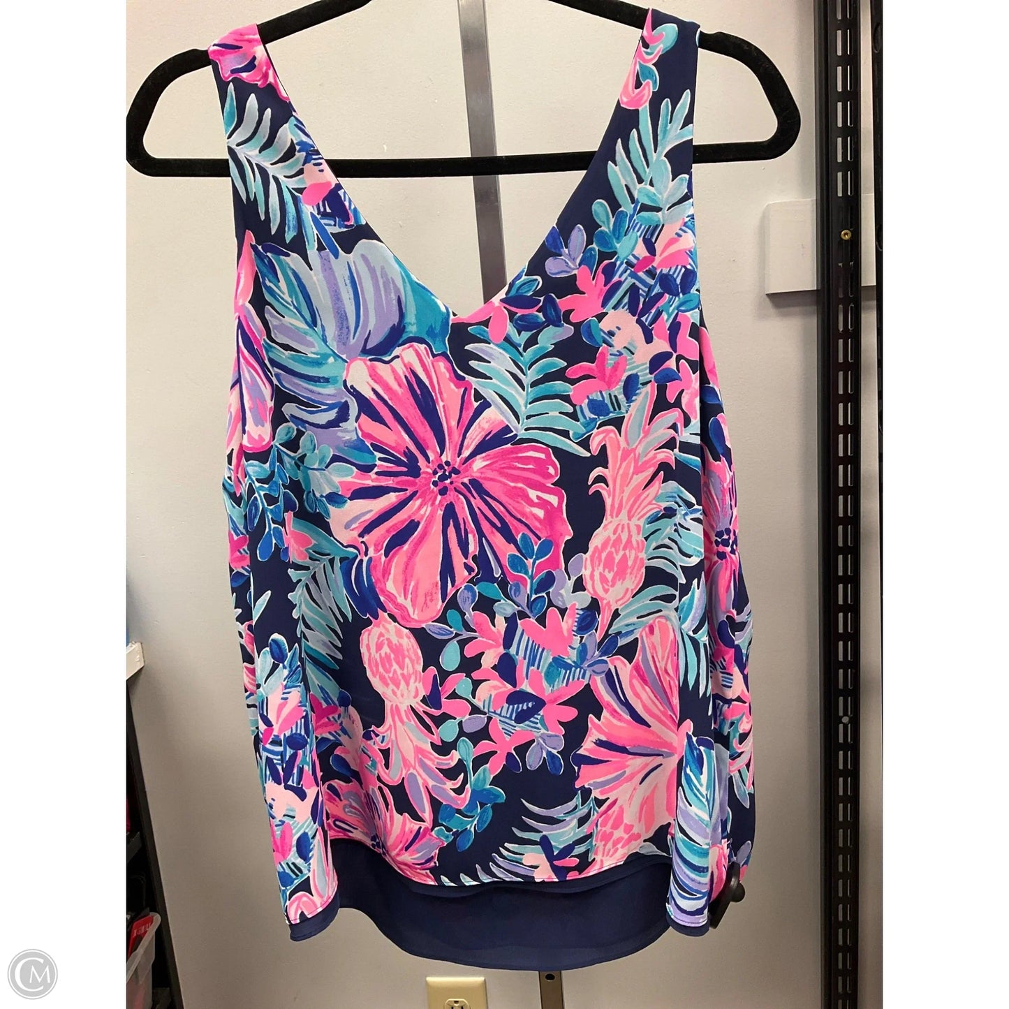 Top Sleeveless Designer By Lilly Pulitzer In Floral Print, Size: M