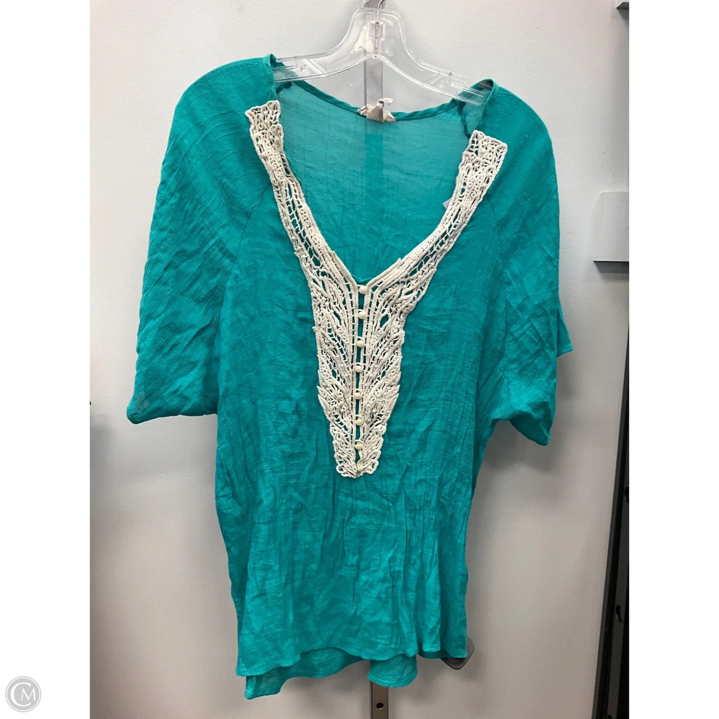 Top Short Sleeve By Cmc In Aqua, Size: Xl