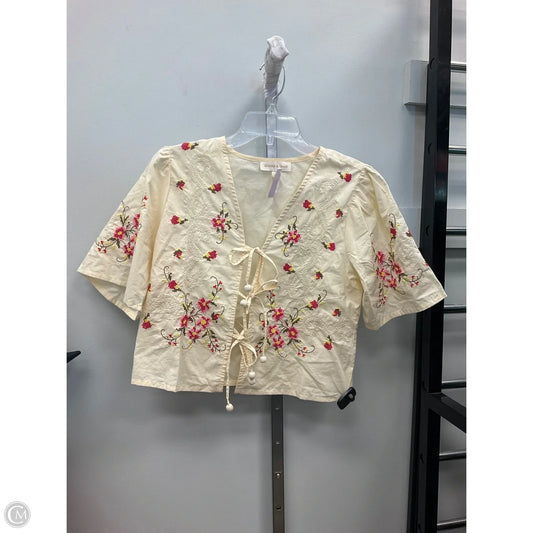 Top Short Sleeve By Cmc In Cream, Size: Xs