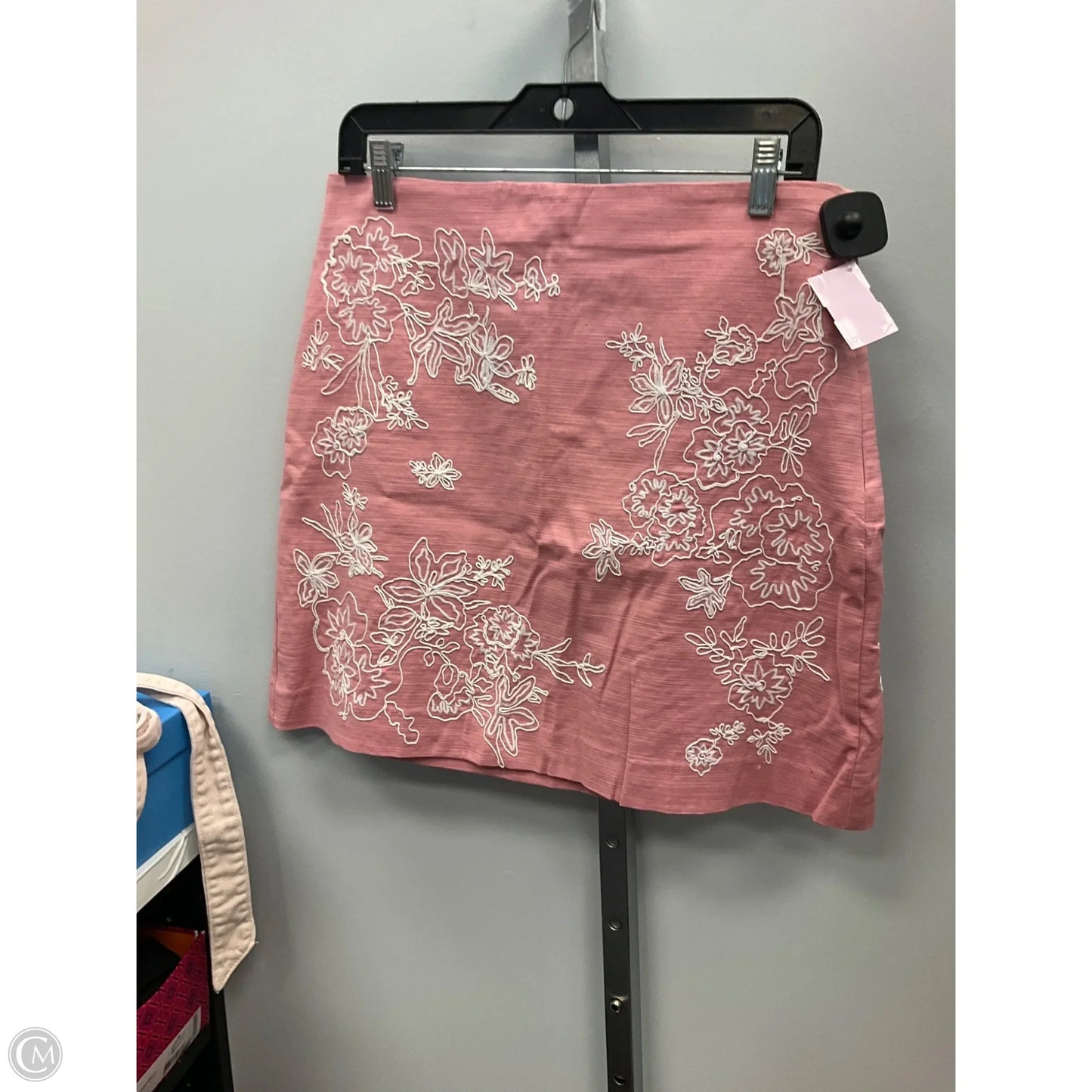 Skirt Mini & Short By Loft In Pink, Size: 8