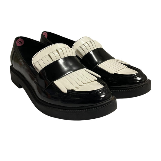 Shoes Flats By Marc Fisher In Black & White, Size: 9