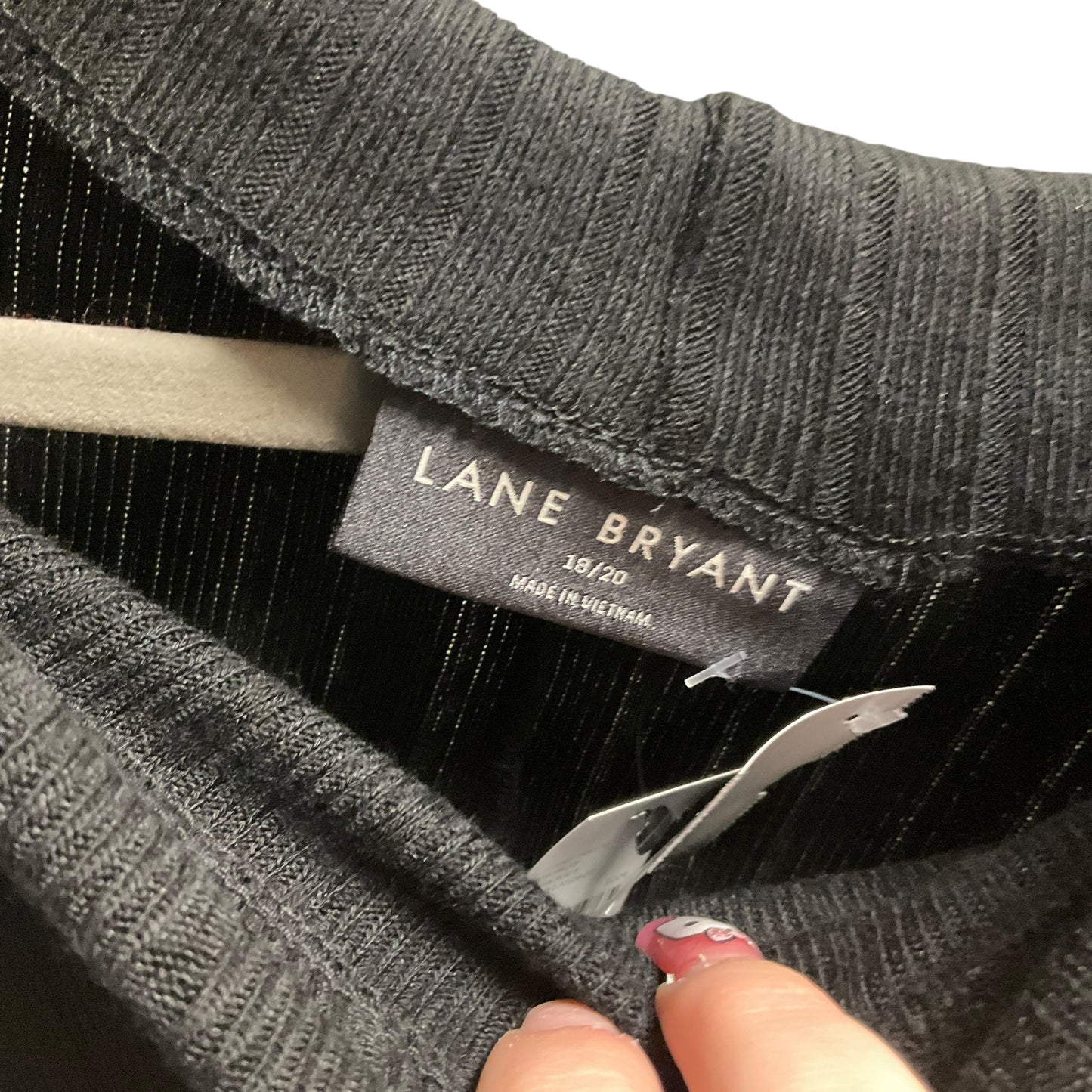 Top Long Sleeve By Lane Bryant In Black, Size: 18