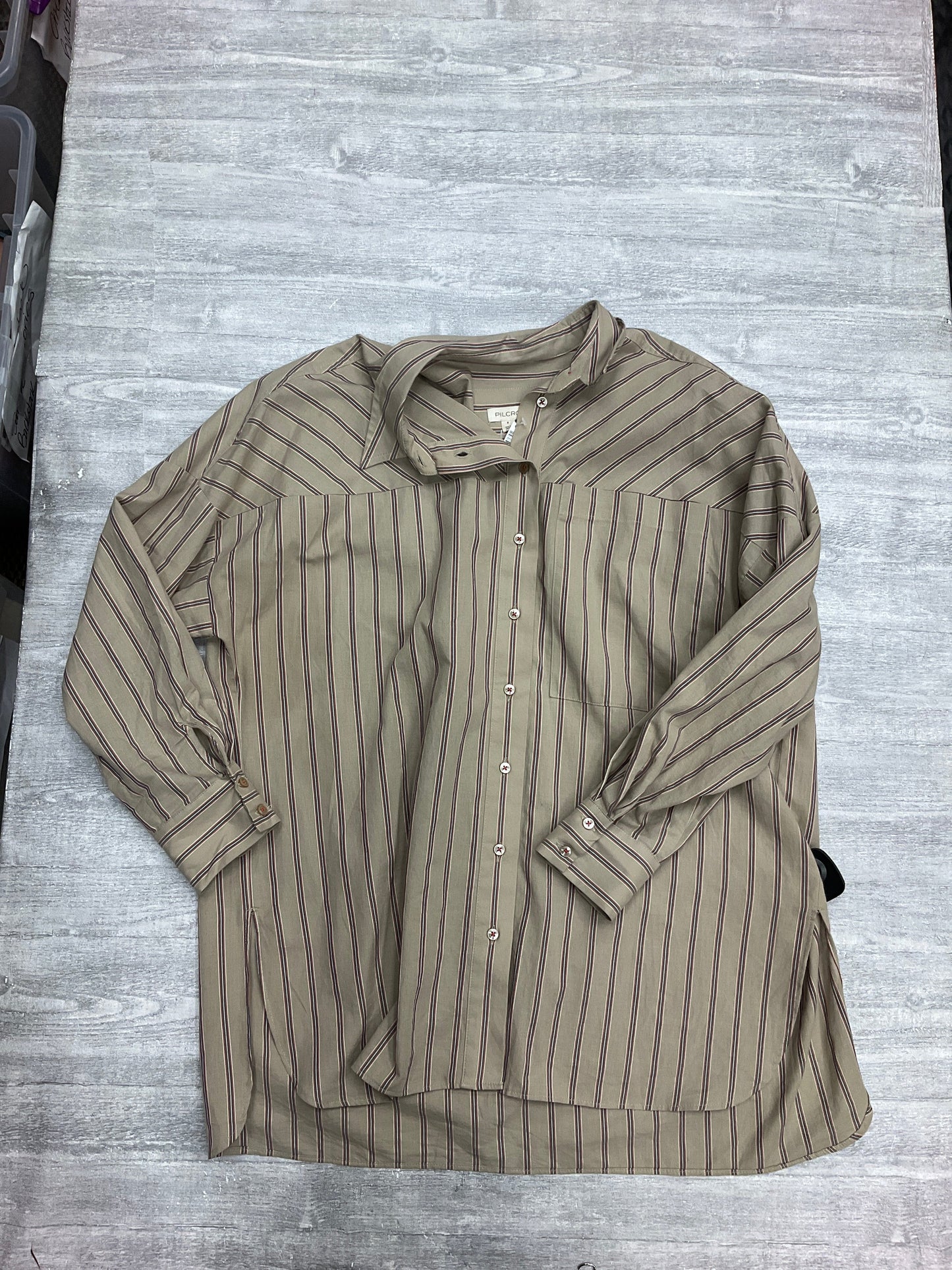 Top Long Sleeve By Pilcro In Tan, Size: S