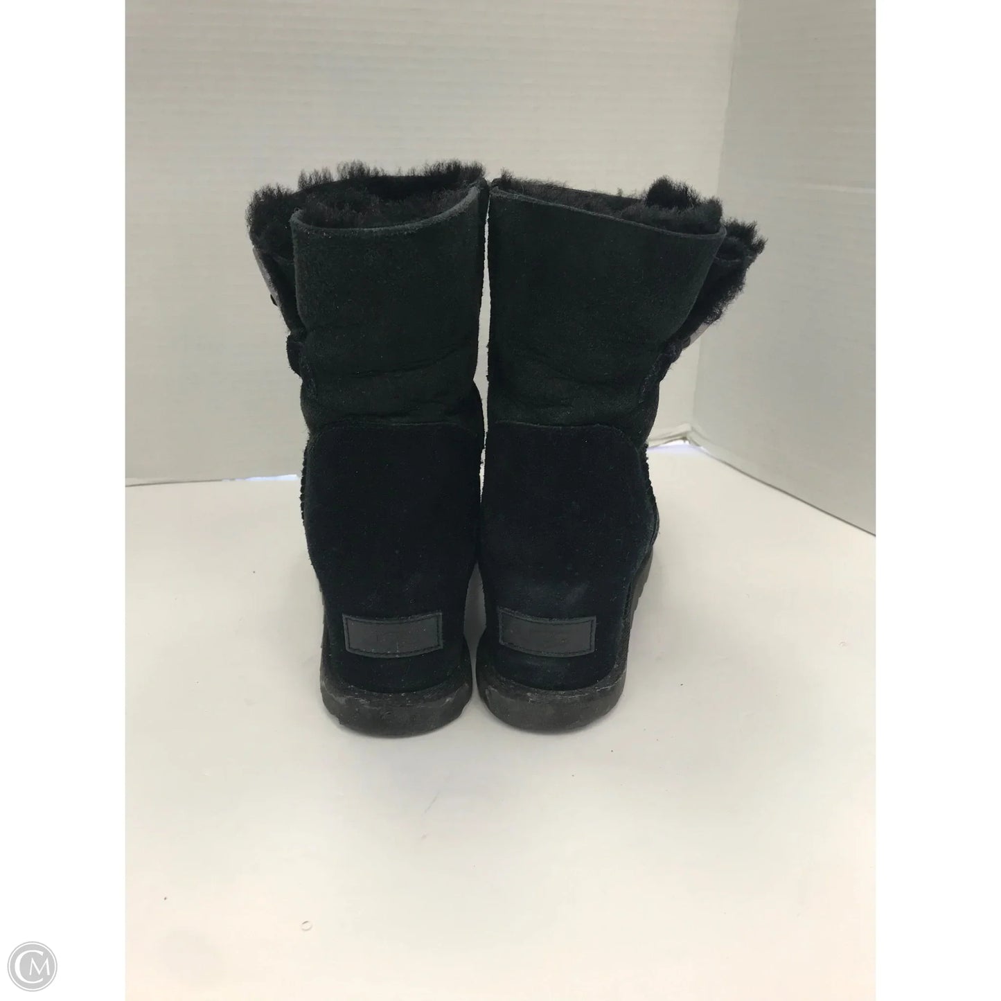 Boots Designer By Ugg In Black, Size: 8.5