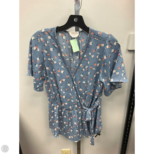 Top Short Sleeve By Sienna Sky In Blue, Size: M