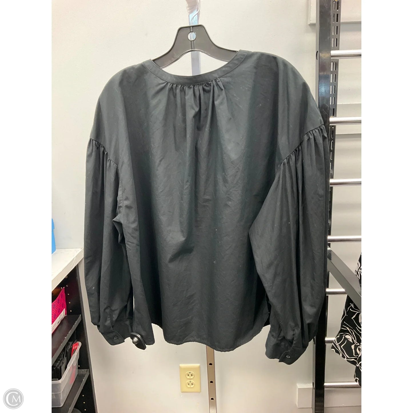 Top Long Sleeve By Banana Republic In Black, Size: Xl