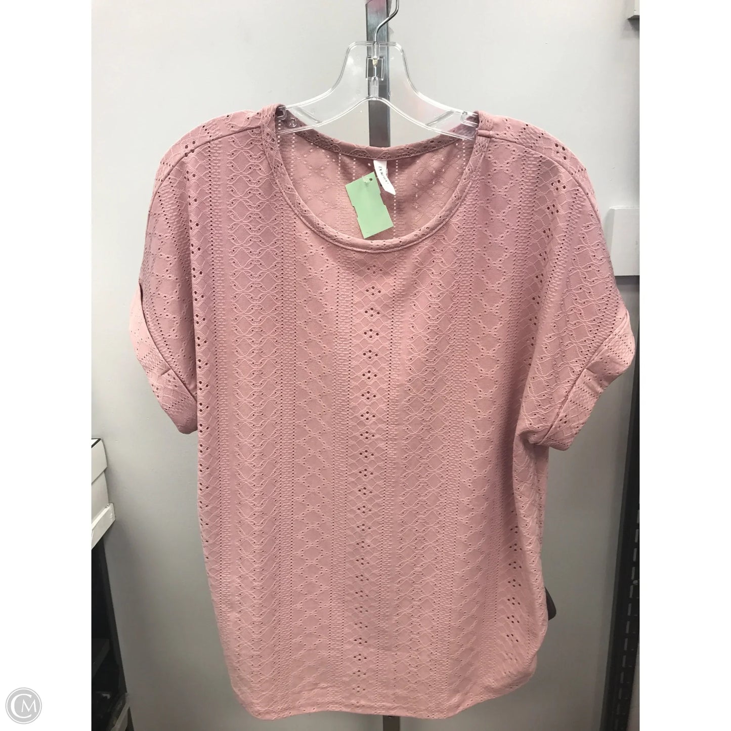 Top Short Sleeve By Dokotoo In Mauve, Size: L