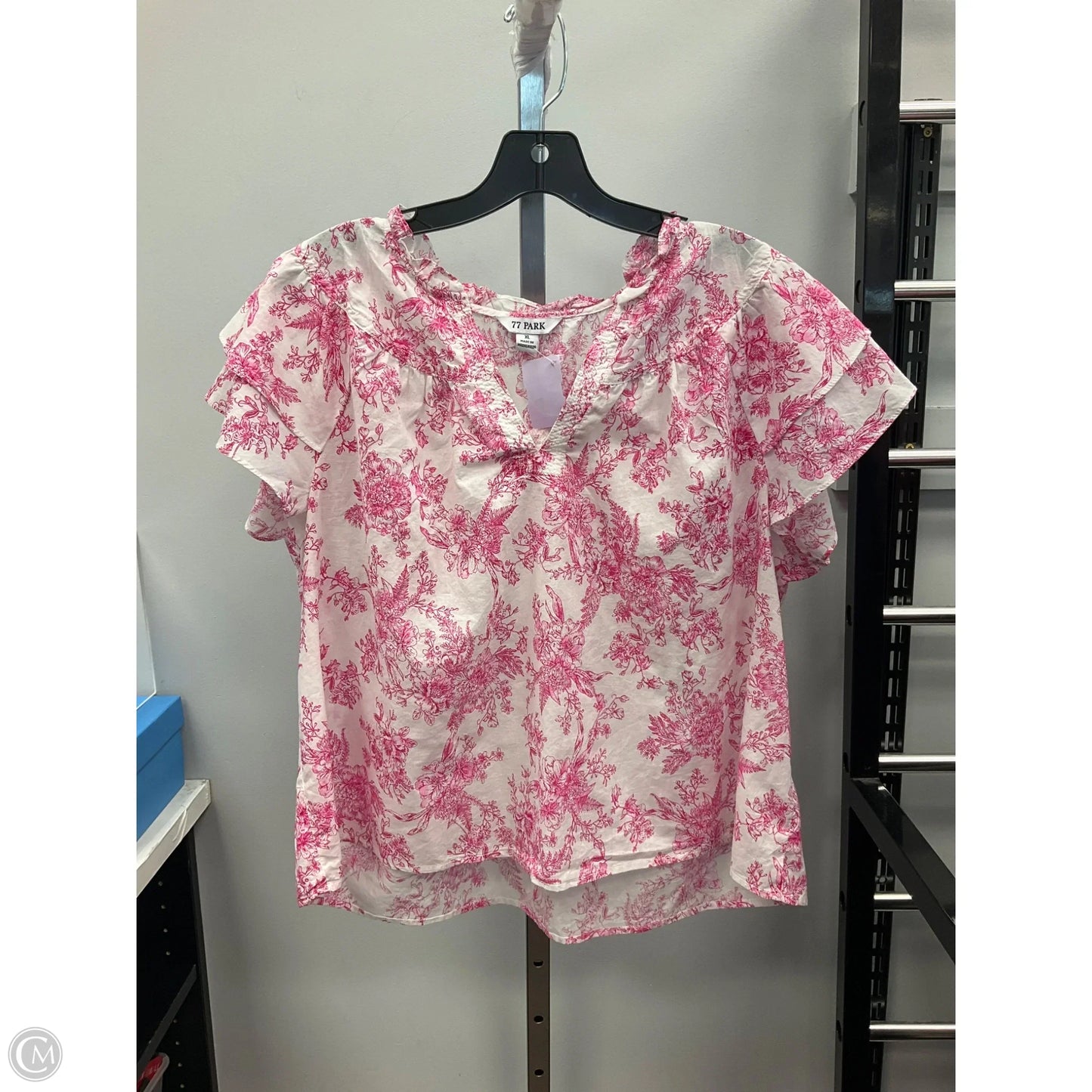 Top Short Sleeve By Cmc In Pink & White, Size: Xl