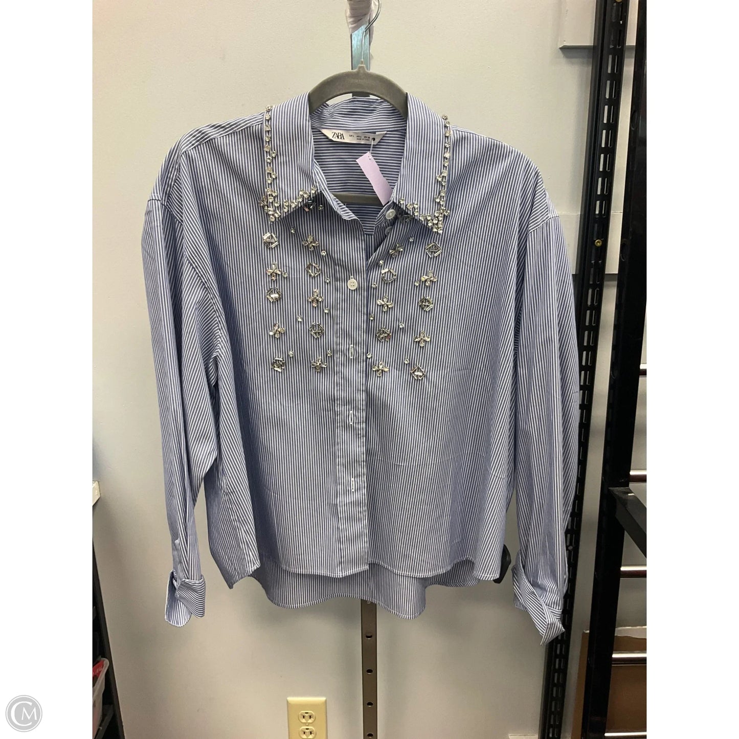 Top Long Sleeve By Zara In Striped Pattern, Size: L