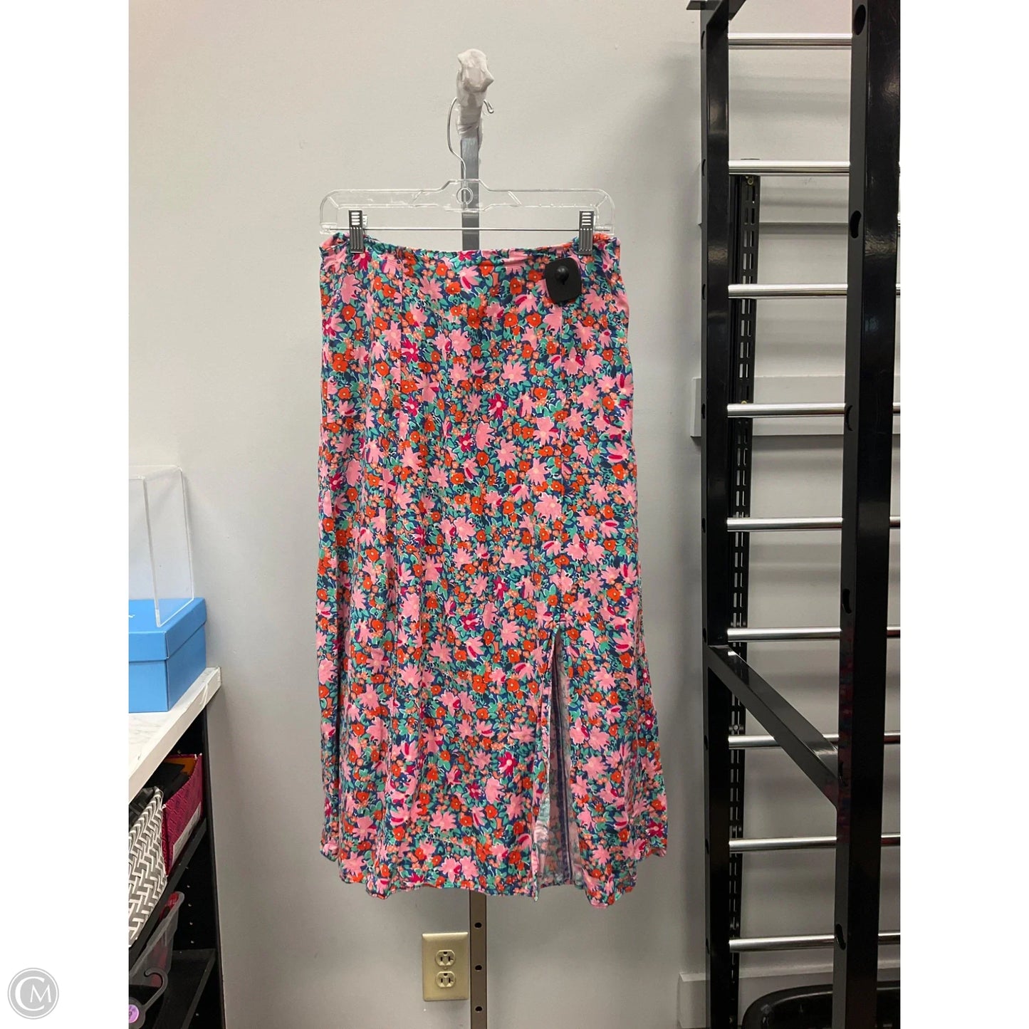 Skirt Midi By Loft In Floral Print, Size: 6