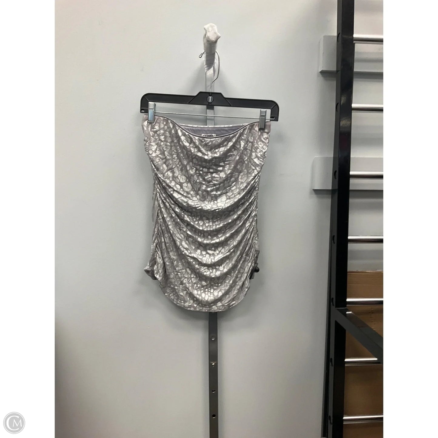 Top Sleeveless By Express In Animal Print, Size: S