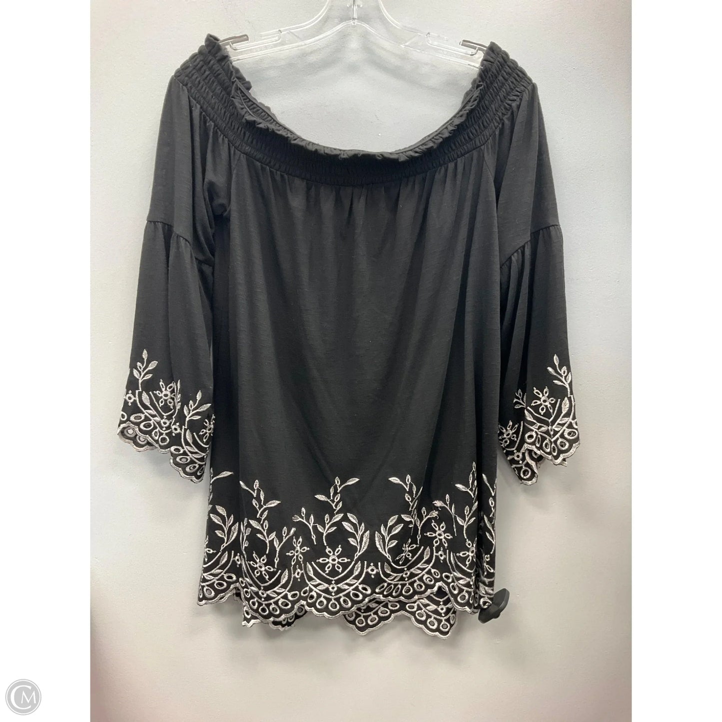 Top 3/4 Sleeve By White House Black Market In Black & White, Size: M