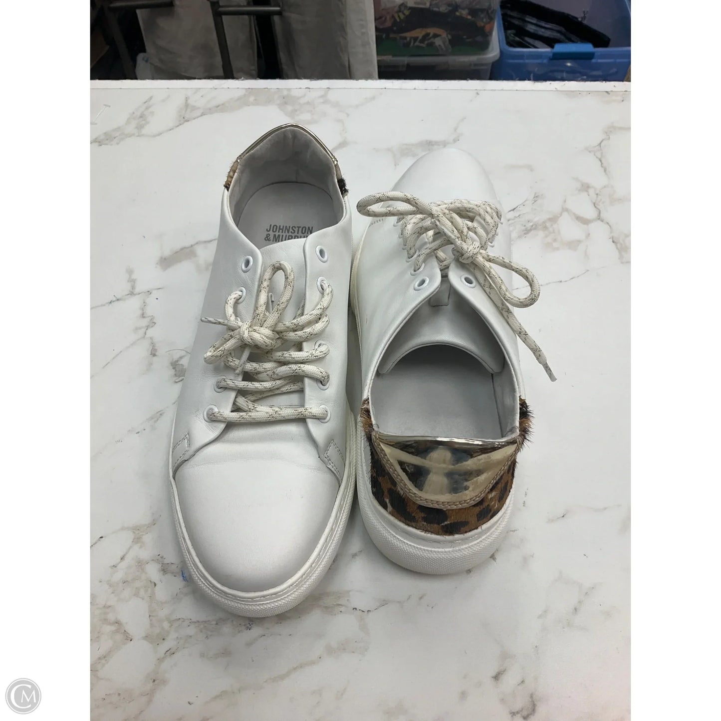 Shoes Sneakers By Johnston & Murphy In White, Size: 9.5