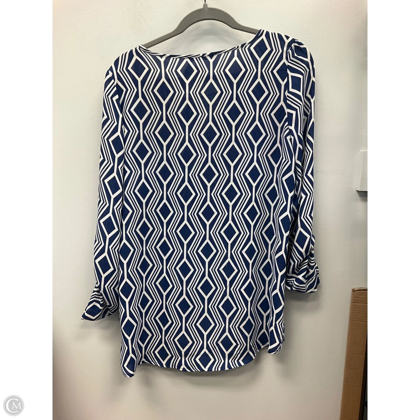 Top Long Sleeve By Zac And Rachel In Blue & White, Size: M