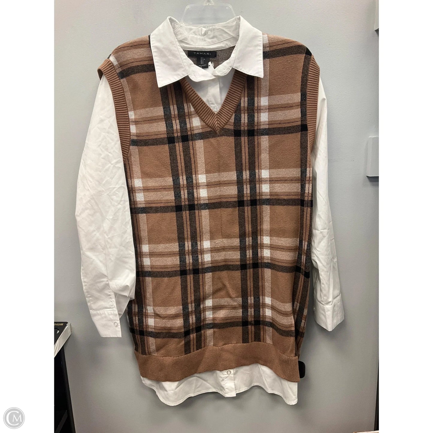 Dress Sweater By Tahari In Plaid Pattern, Size: L