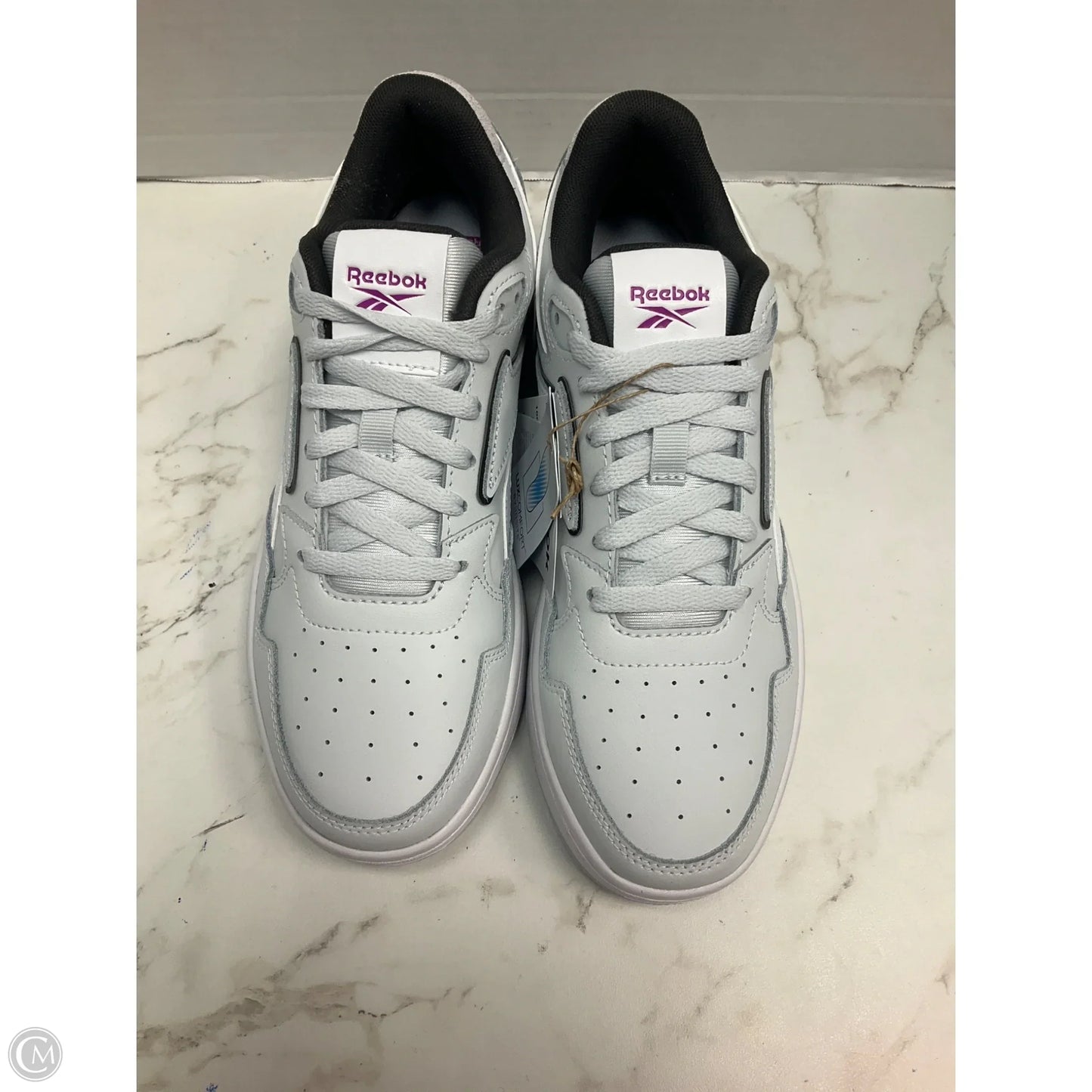 Shoes Sneakers By Reebok In White, Size: 8.5
