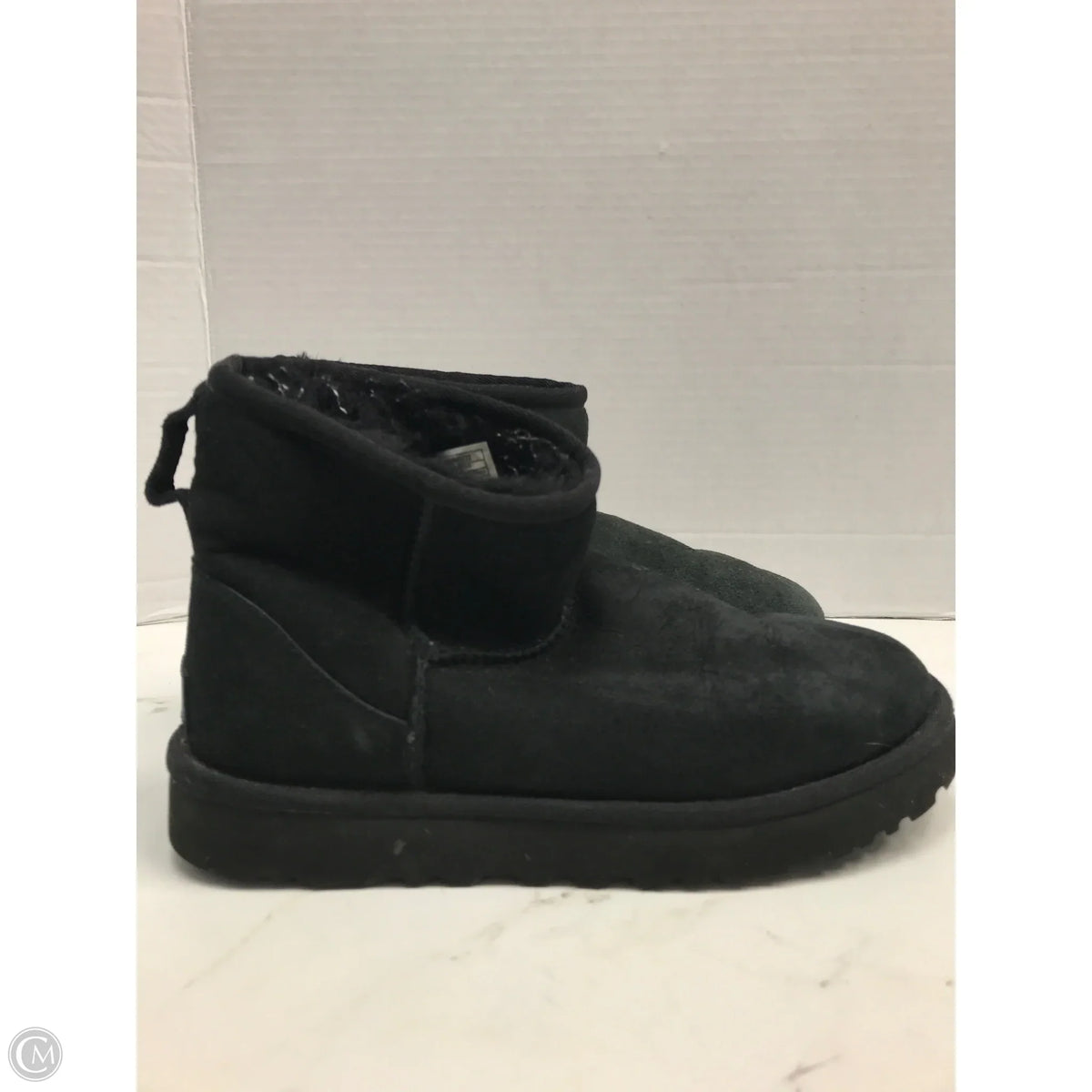 Boots Designer By Ugg In Black, Size: 6