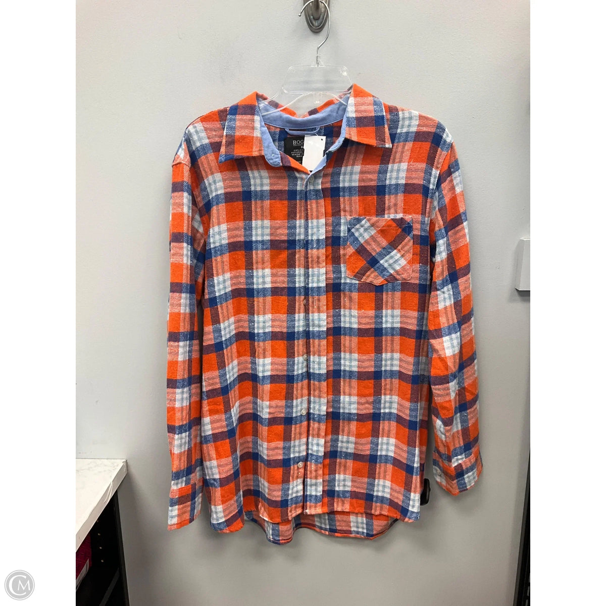 Top Long Sleeve By Clothes Mentor In Plaid Pattern, Size: M
