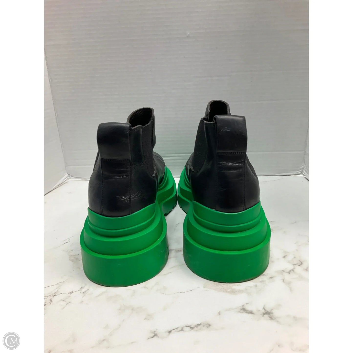 Boots Luxury Designer By Bottega Veneta In Black & Green, Size: 10