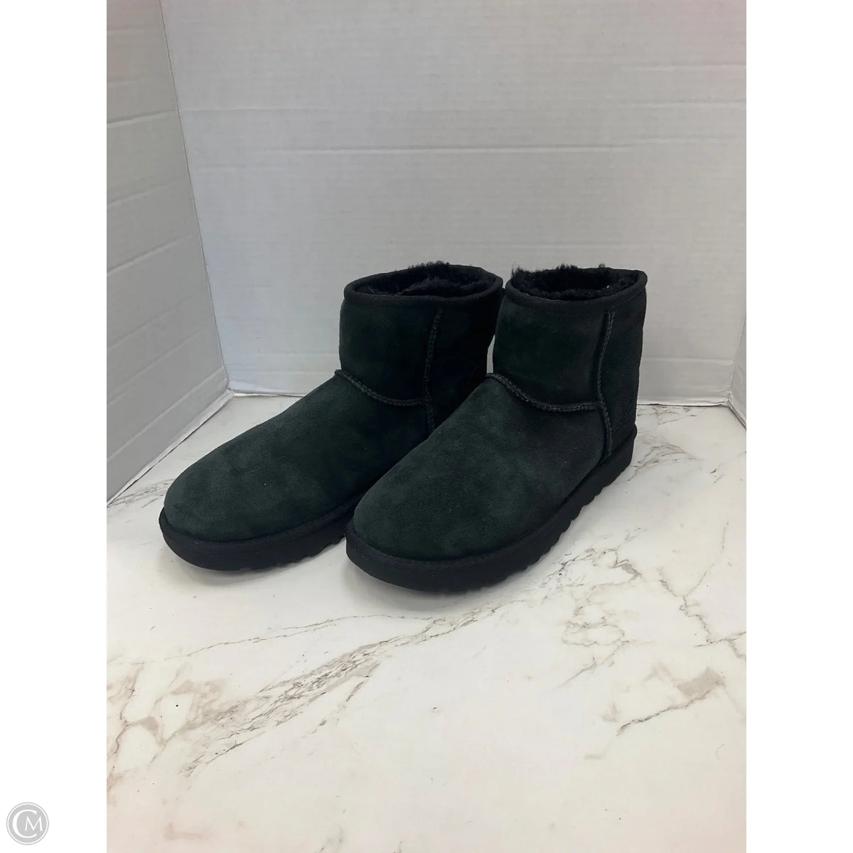 Boots Designer By Ugg In Black, Size: 8