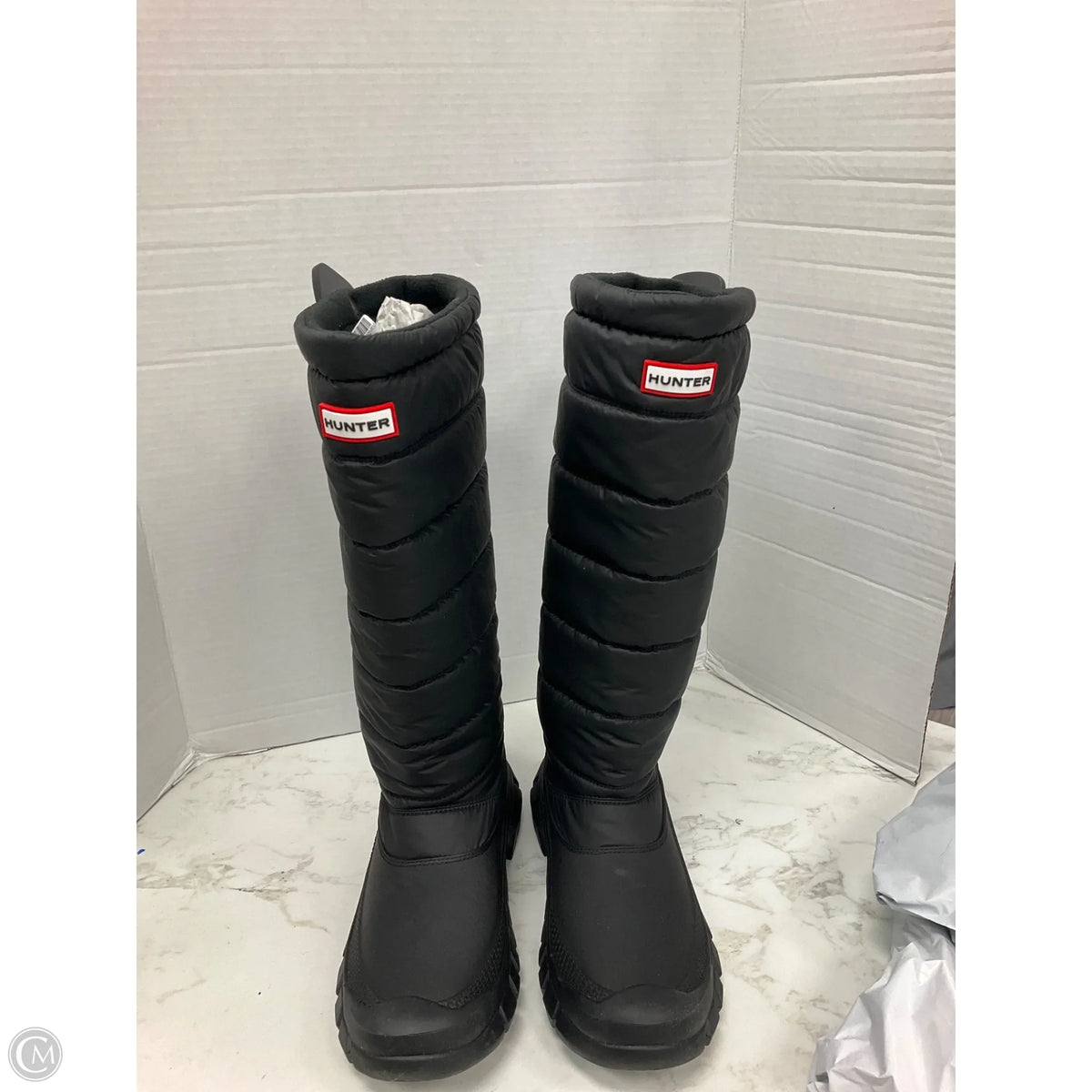 Boots Designer By Hunter In Black, Size: 8