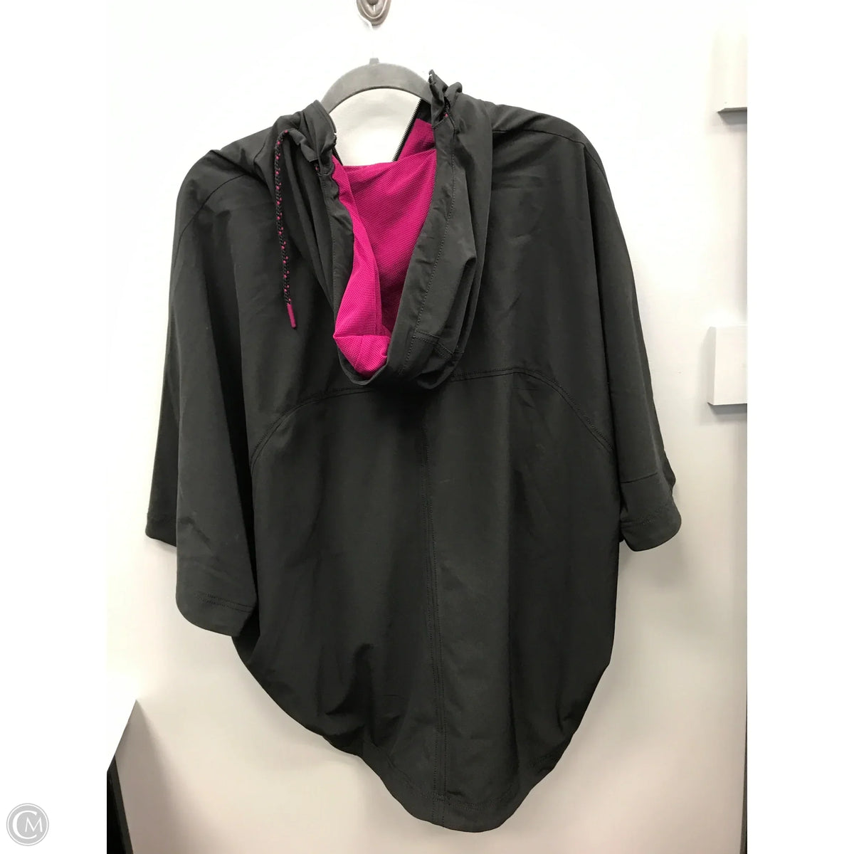 Athletic Jacket By The North Face In Black, Size: S