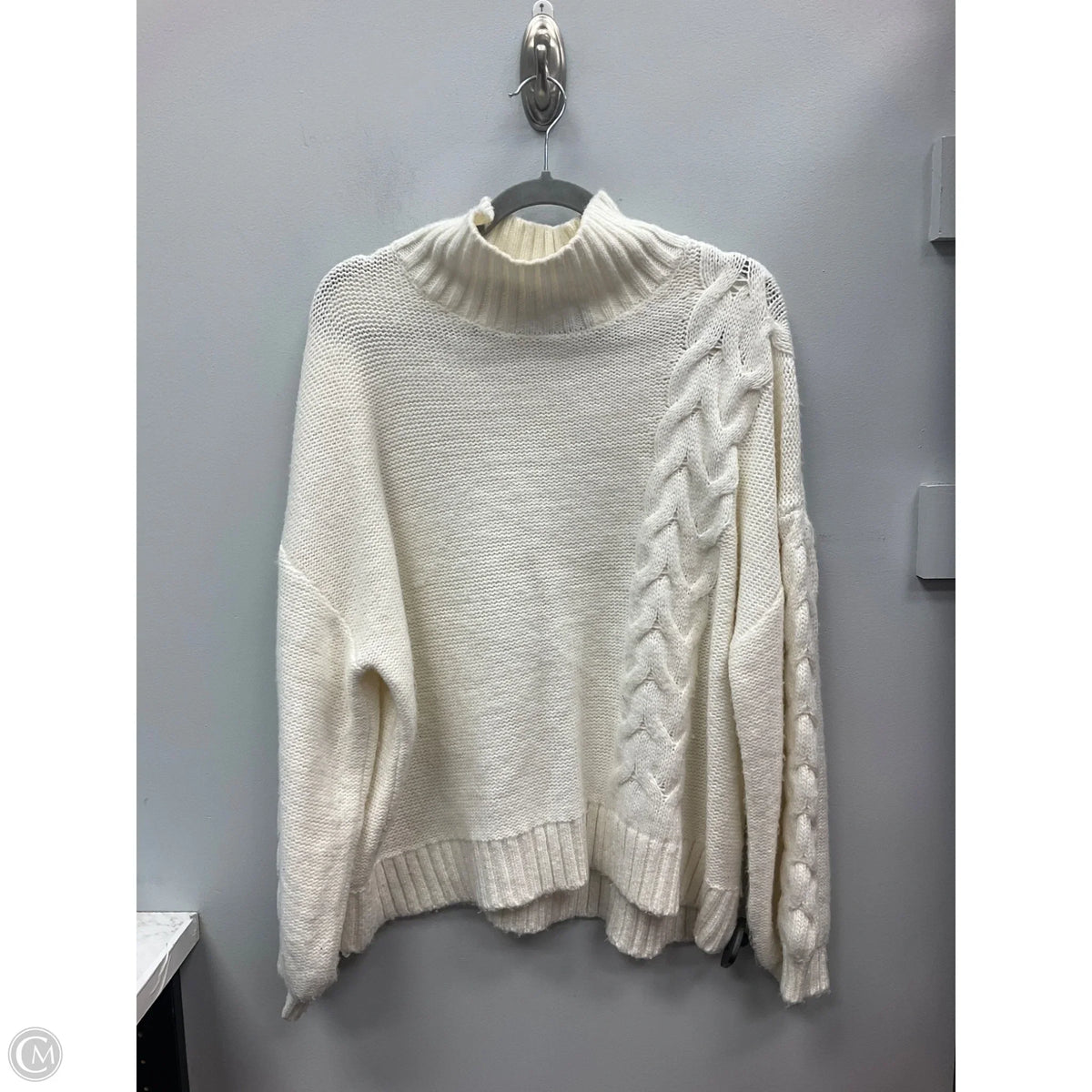 Sweater By Express In Cream, Size: Xl
