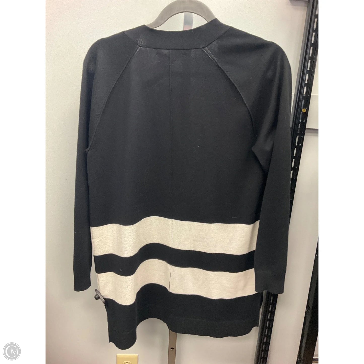 Cardigan By Clothes Mentor In Black & White, Size: L