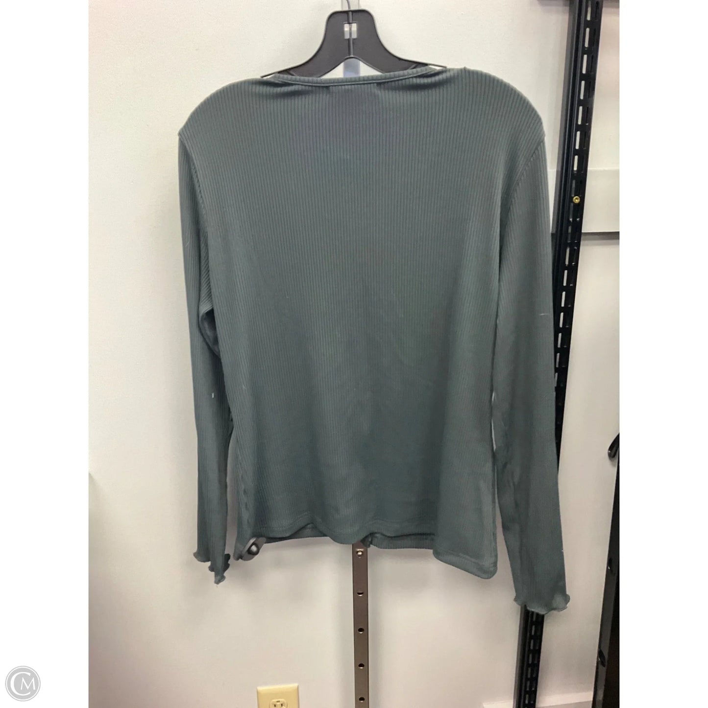 Top Long Sleeve By Clothes Mentor In Grey, Size: Xl
