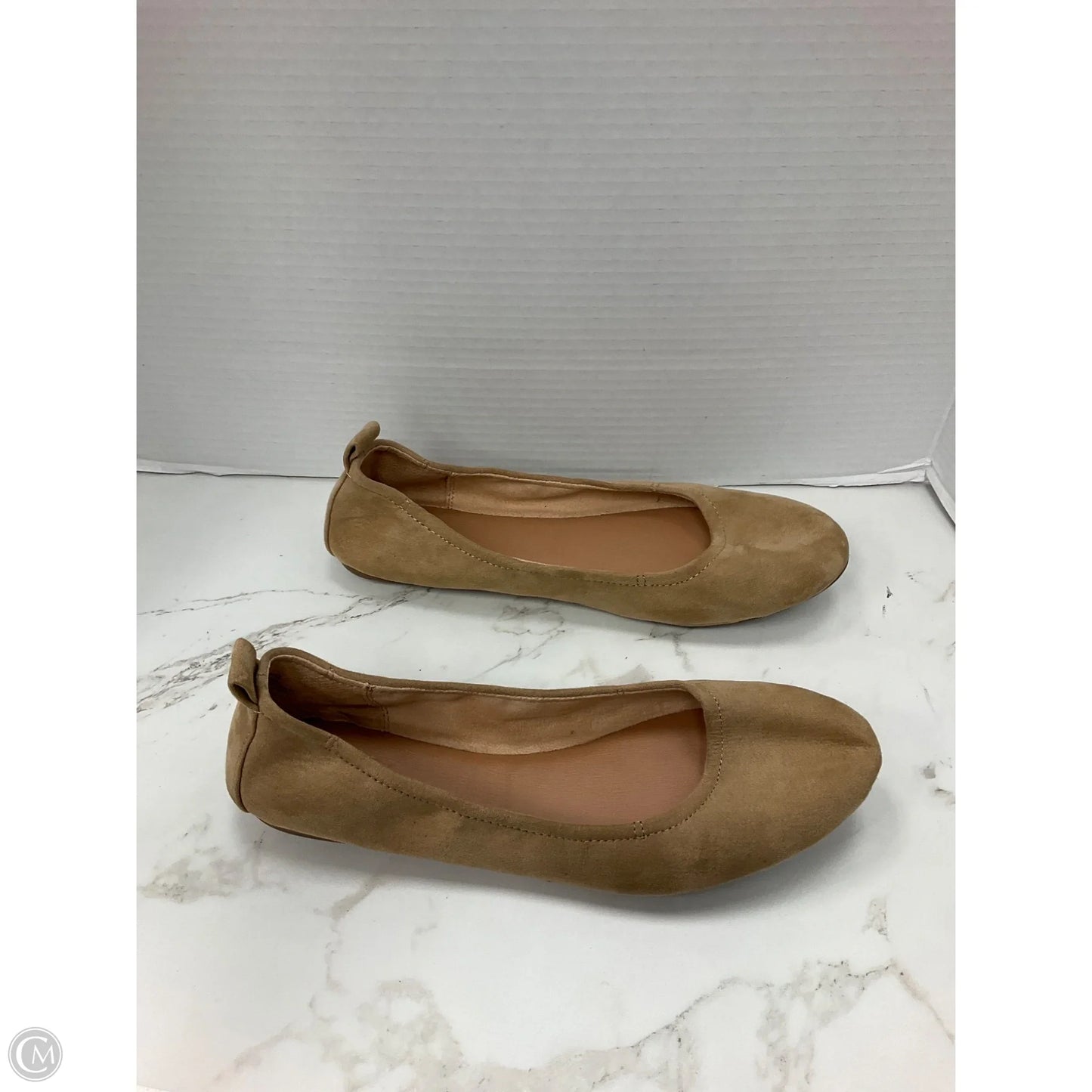 Shoes Flats By Universal Thread In Tan, Size: 11