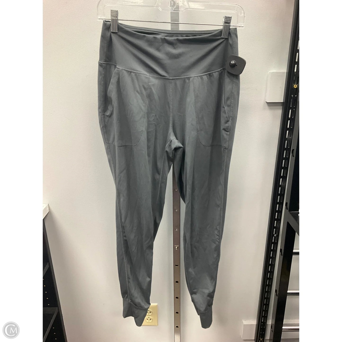 Athletic Leggings By Yogalicious In Grey, Size: S