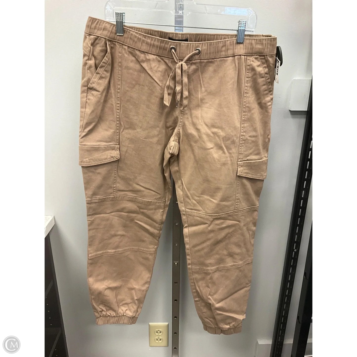 Pants Cargo & Utility By Sincerely Jules In Tan, Size: Xl