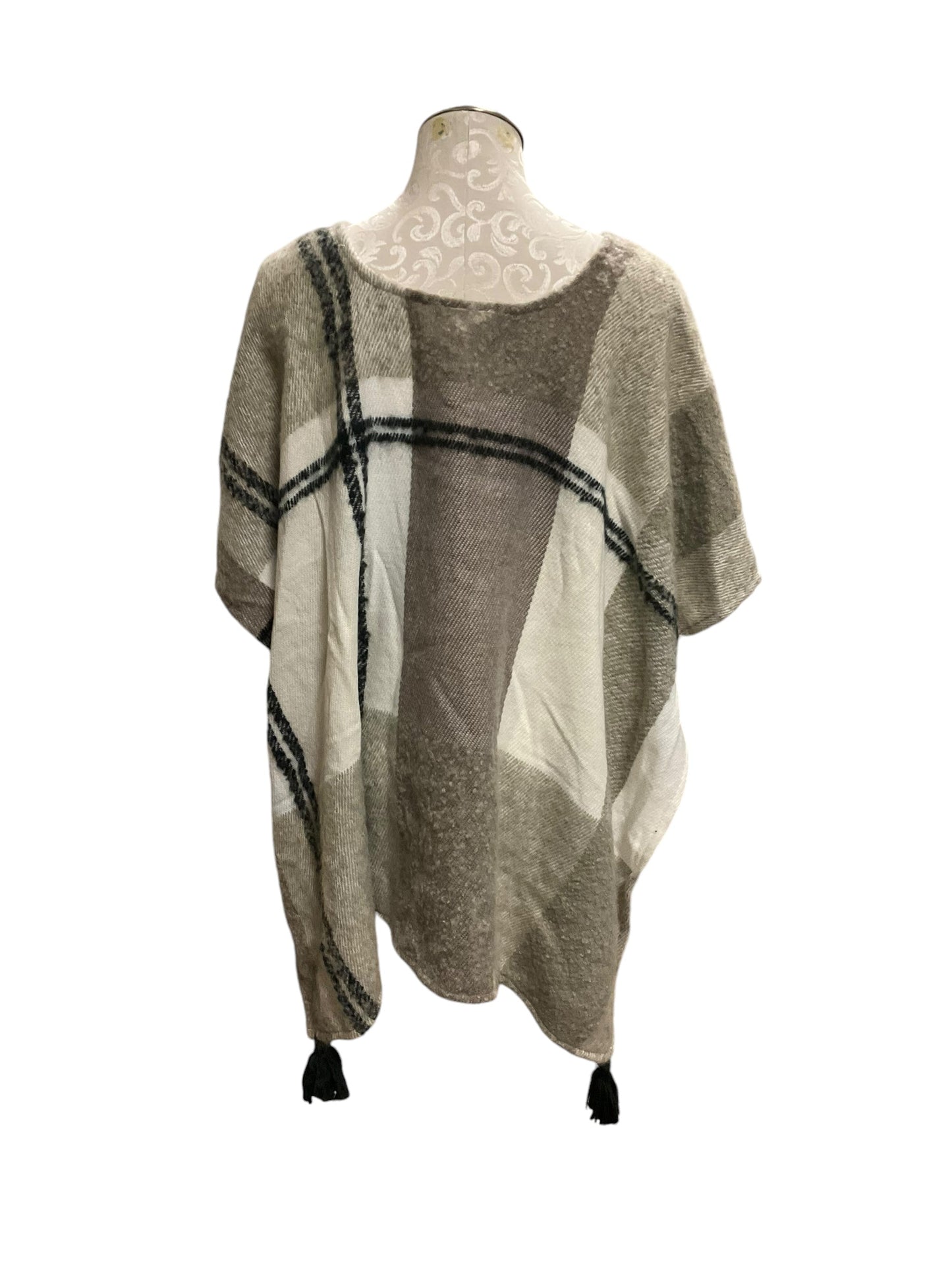 Poncho By Green Label In Taupe, Size: Os