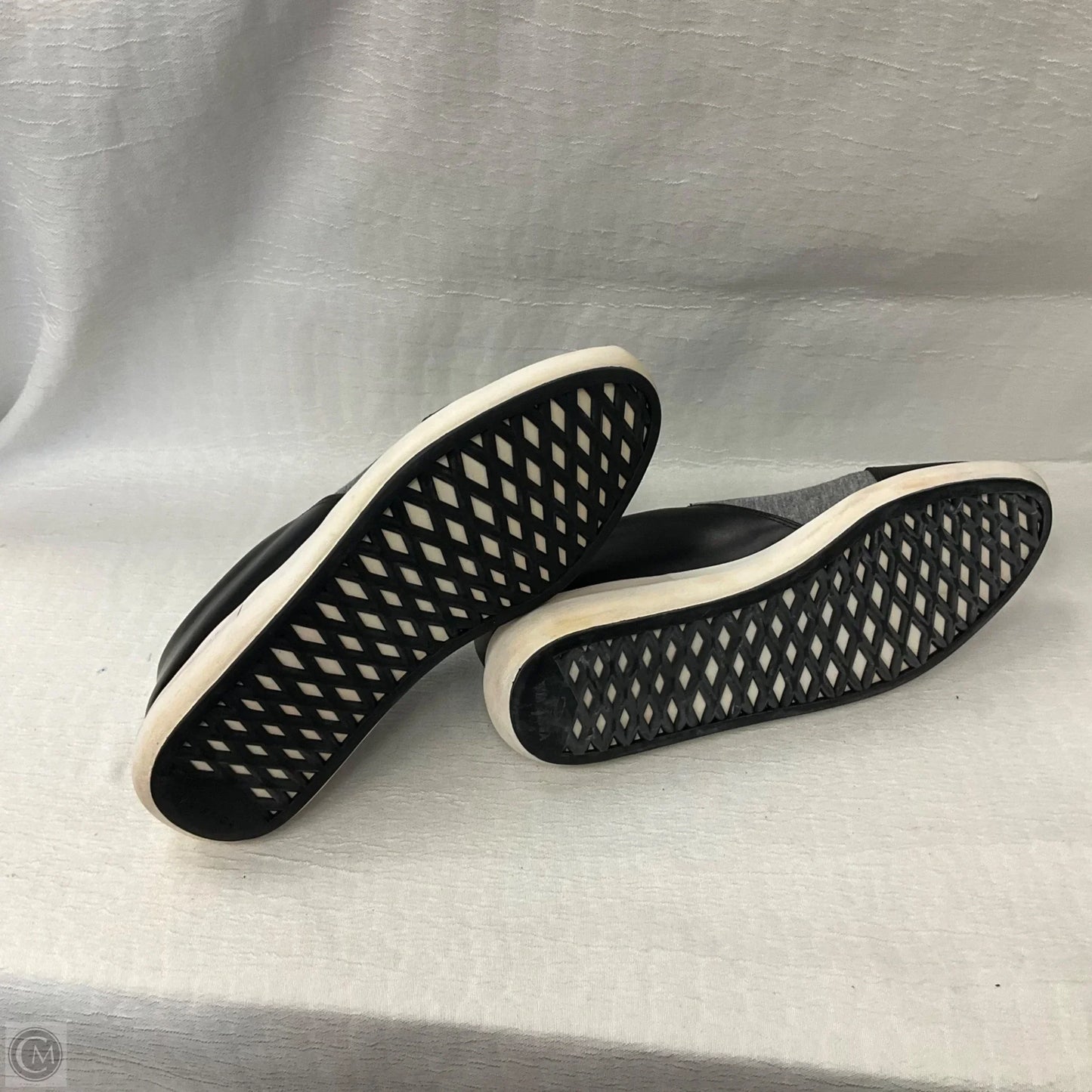 Shoes Sneakers By Via Spiga In Black & Grey, Size: 7.5