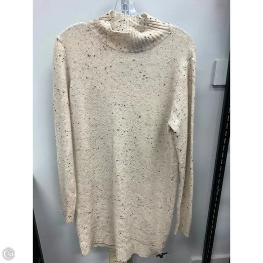 Dress Sweater By Clothes Mentor In Cream, Size: M