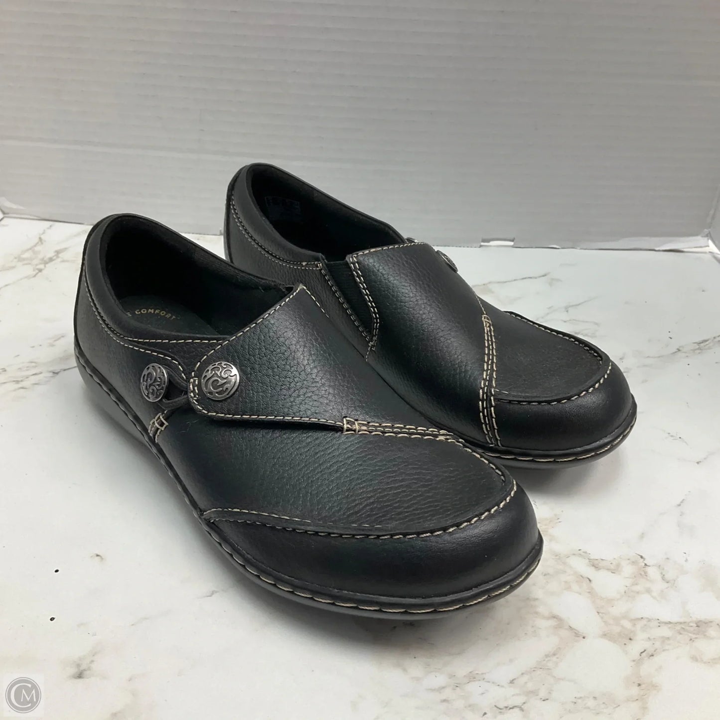Shoes Flats By Clarks In Black, Size: 6.5